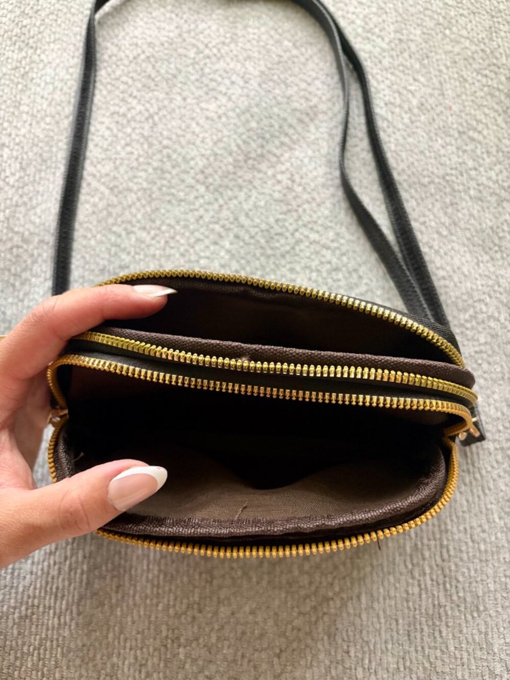 Black Crossbody Bag with Gold Detailing - Picture 4 of 4